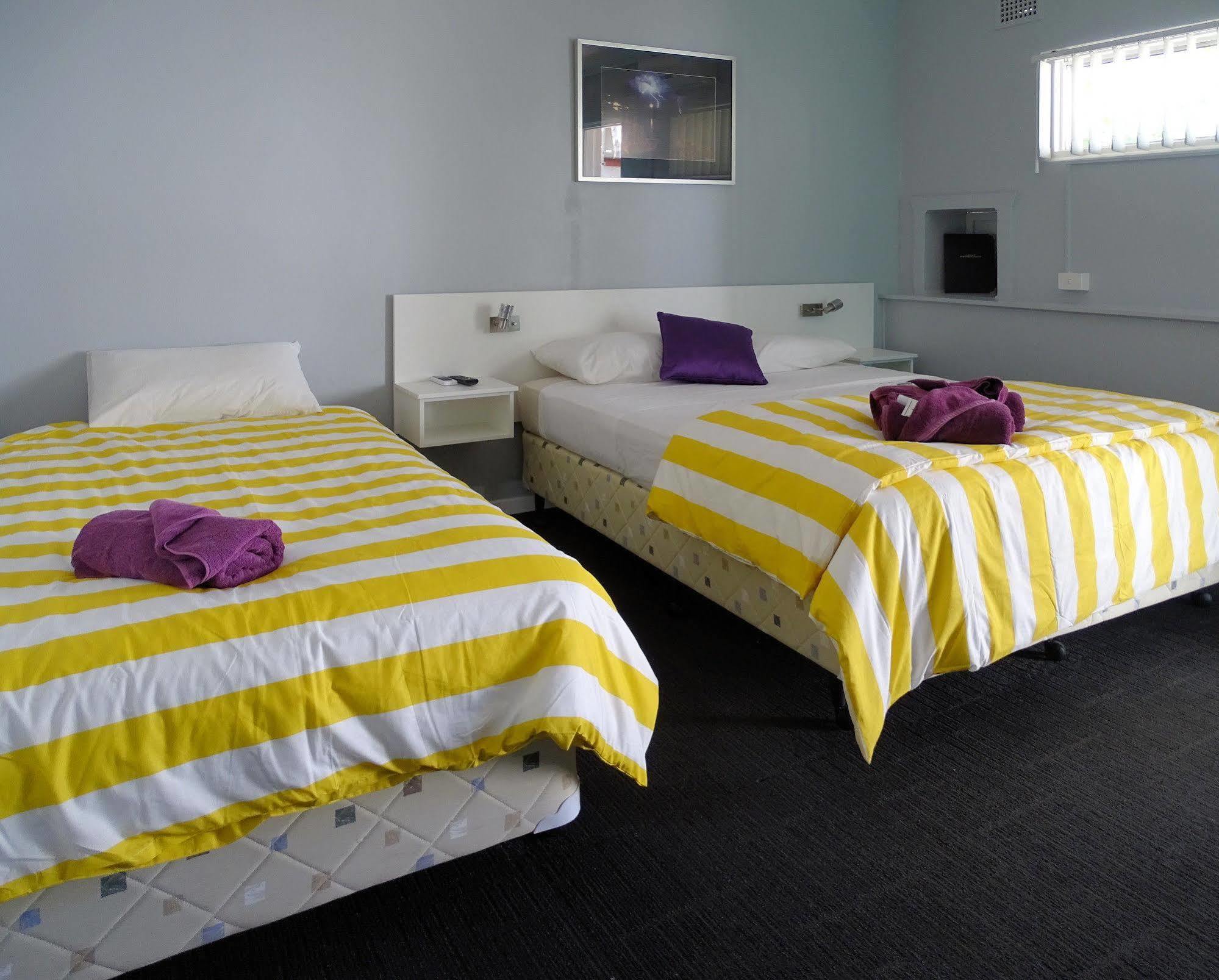Tyndale Plantation Retro Motel מראה חיצוני תמונה
