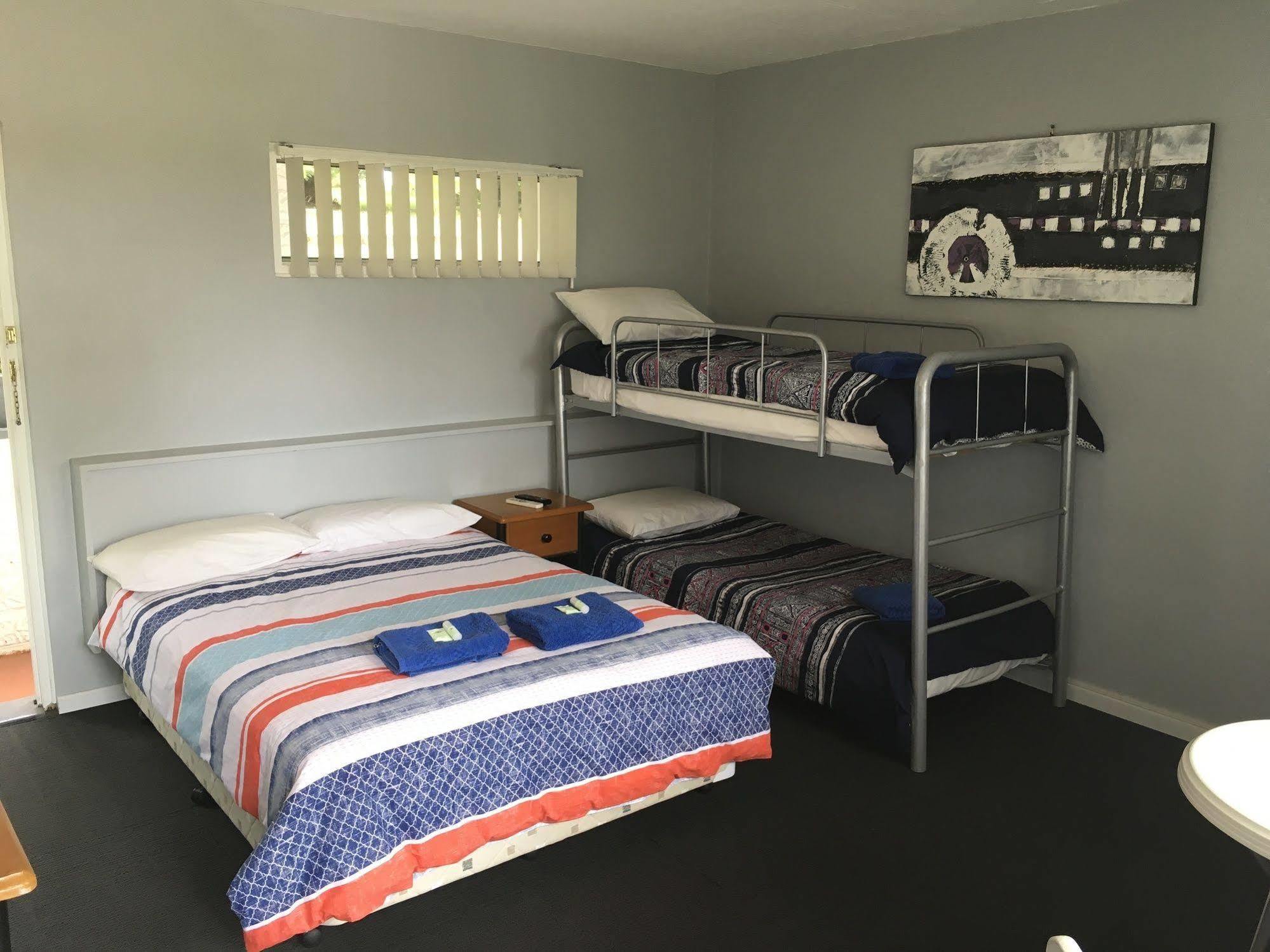Tyndale Plantation Retro Motel מראה חיצוני תמונה